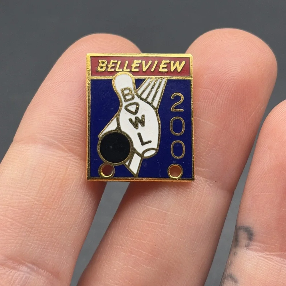 Belleview‎ Bowl Bowling 200 Award Lapel Hat Pin